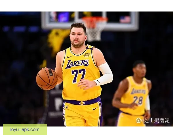 NBA裁判报告重现争议漏判湖人球迷舆论持续发酵热议不断